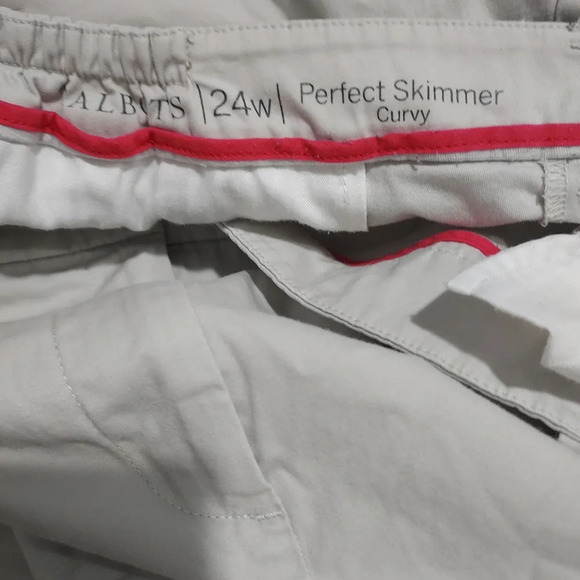 Talbots Light Khaki Perfect Skimmer Curvy Pants in Size 24 W (Wide) - Picture 12 of 14